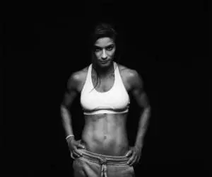 Virtual Reality Gym - Female Split Black and White